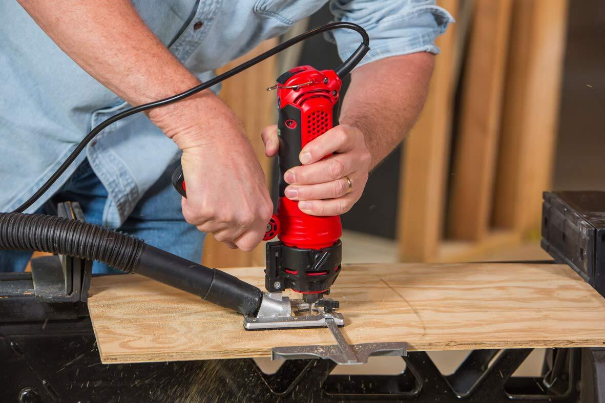 🛠️ RazorMax MultiPro™ – Sierra Compacta de Alto Rendimiento